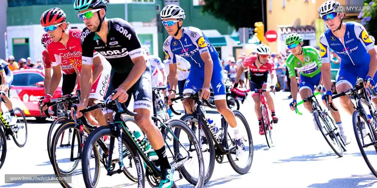 📺一键直击，赛事永不缺席！⚽